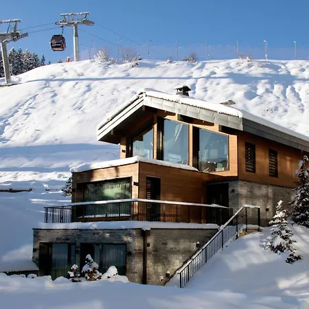 New Modern With Skis On Saint-Bon-Tarentaise