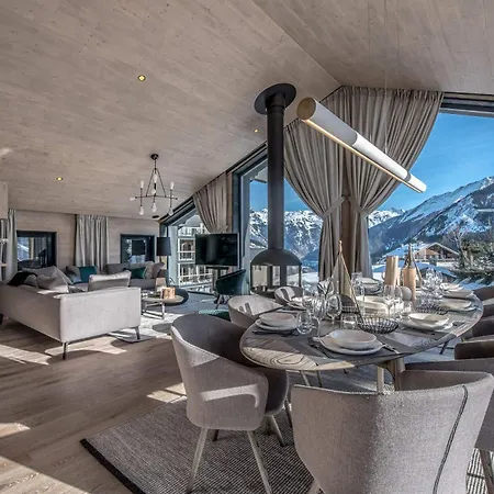 New Modern With Skis On Chalet Saint-Bon-Tarentaise